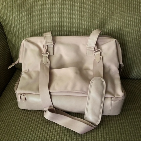 BRAND NEW! Beis The Weekender Bag Atlas Pink 16 x 19 x 10 - Picture 7 of 12